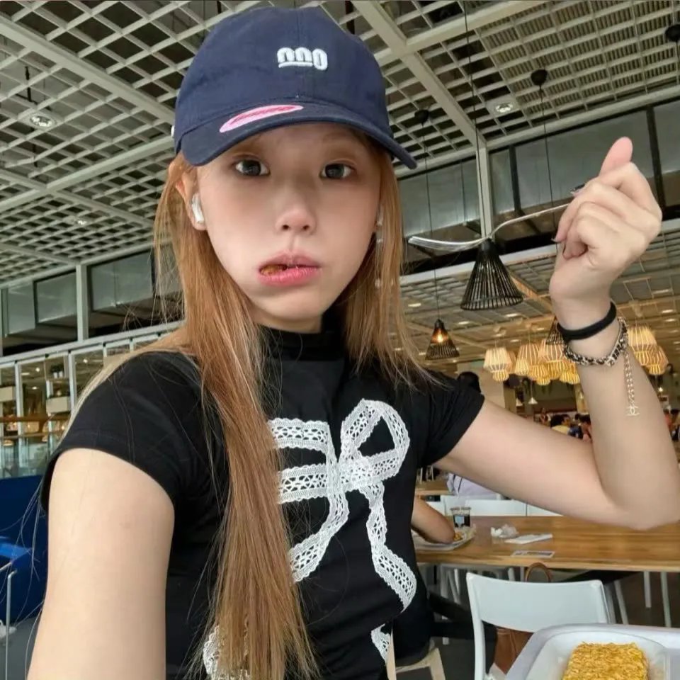 爱情妳我她